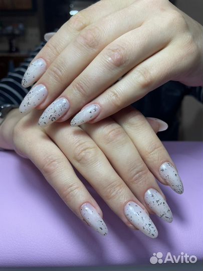 Наращивание ногтей