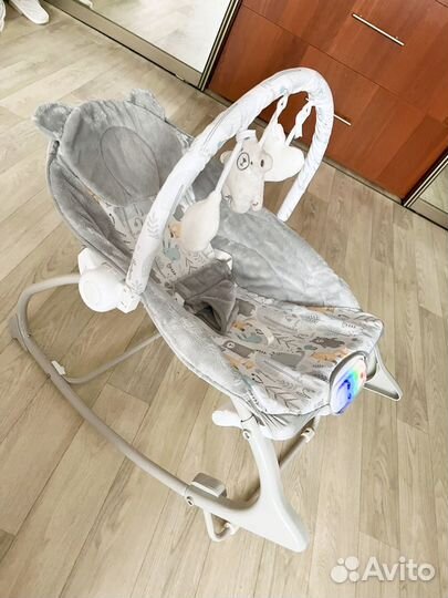 Шезлонг для новорожденных