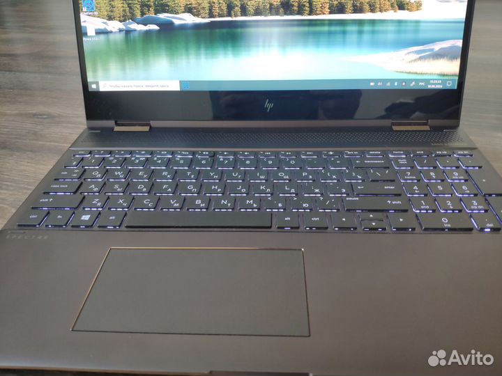 Ноутбук HP Spectre x360 15.6 Core i7 16gb 512g ssd