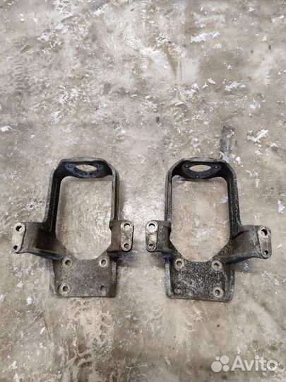 Кронштейн кабины Скания