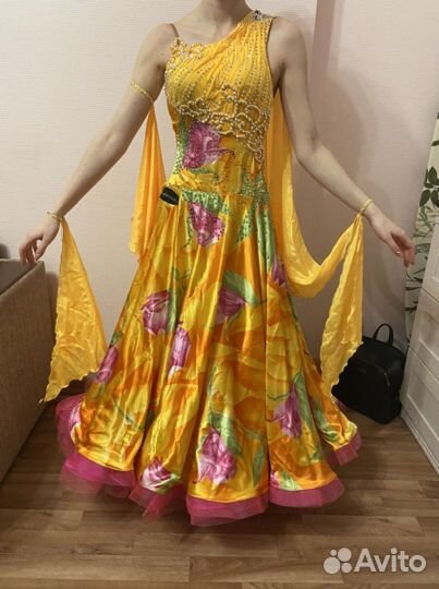 Платье для бальных танцев