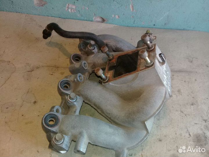 Коллектор впускной Nissan March K11 CG 1.0