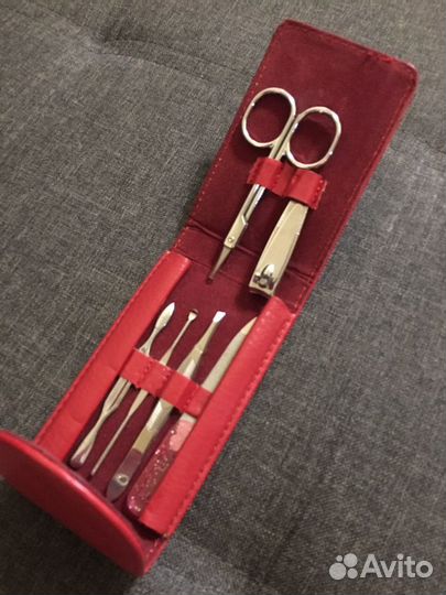 Маникюрный набор,новый