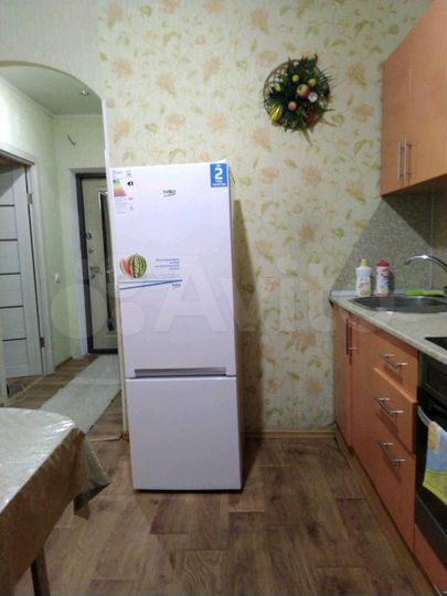 2-к. квартира, 37 м², 1/6 эт.