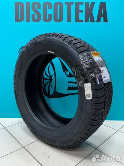 Pirelli Winter Ice Zero 215/55 R17 98H
