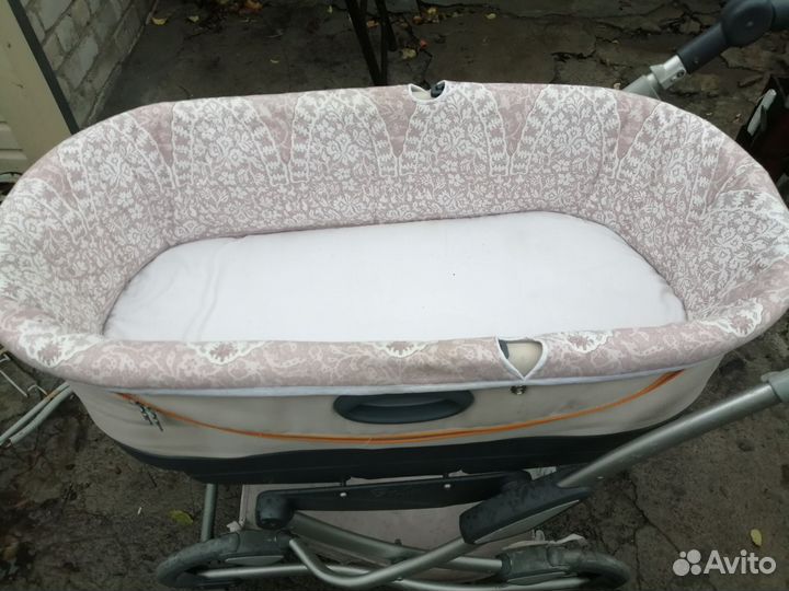 Прогулочная коляска 2в1