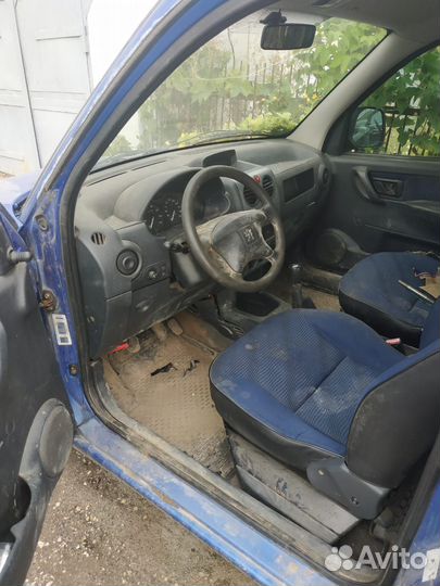 Автомобиль