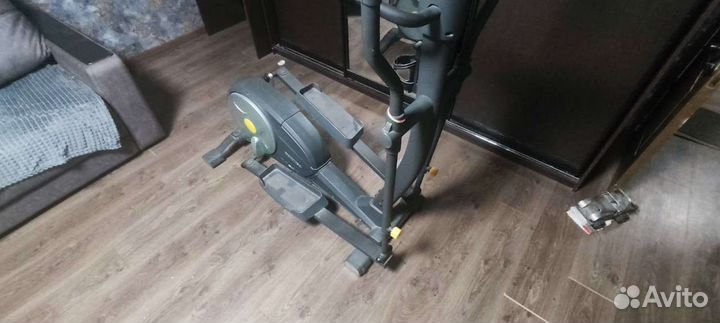 Эллиптический тренажер torneo