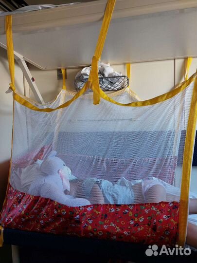 Манеж в поезд