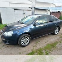 Volkswagen Jetta 1.6 MT, 2008, 156 242 км, с пробегом, цена 859 000 руб.