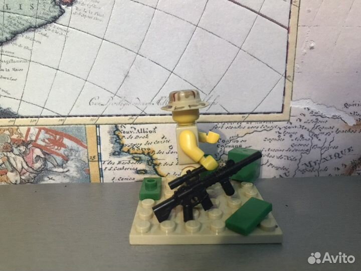 Лего-человечек снайпер