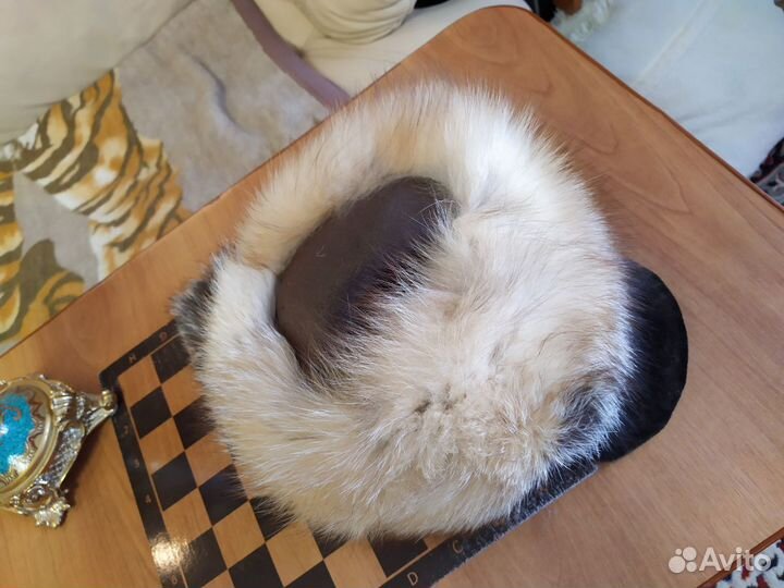 Шапка из лисиц-комбинированая-рыжей и серебристо-ч