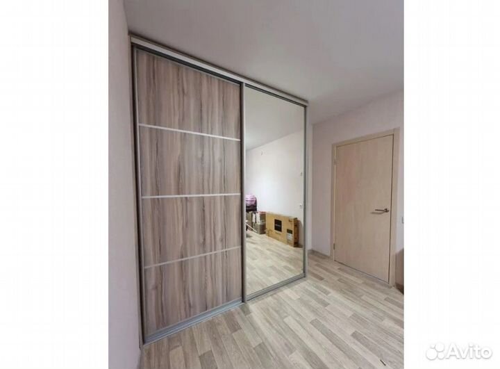 Двери купе в нишу