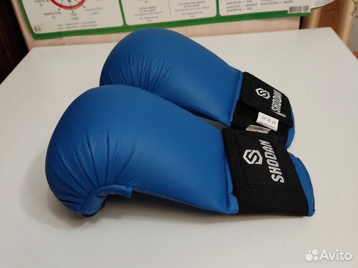 Перчатки для карате