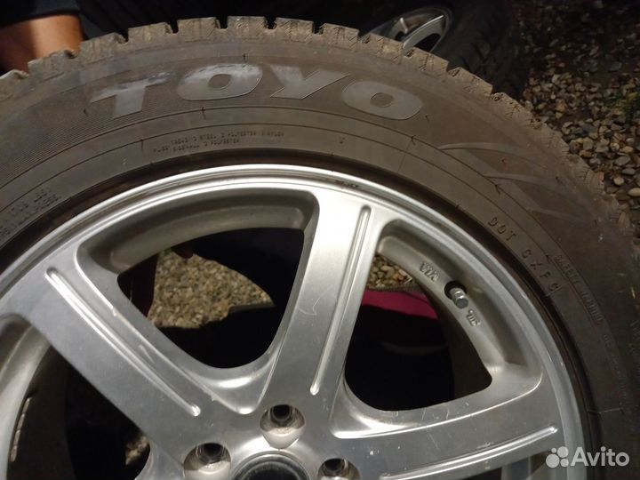 Toyo Observe GSi-5 225/60 R17 130G