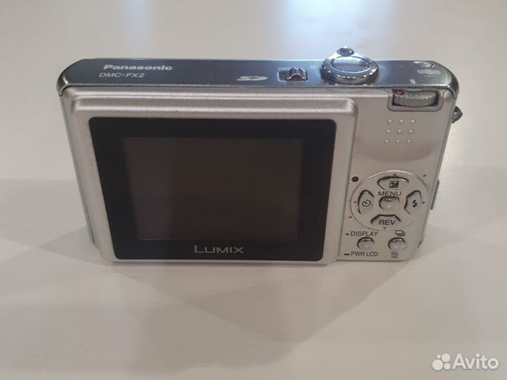 Компактный фотоаппарат