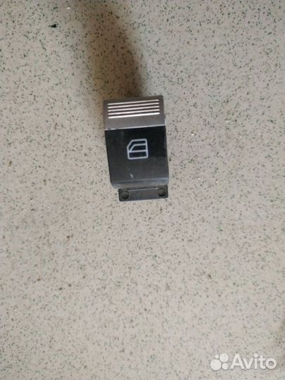 Кнопка стеклоподъемника задняя левая Lifan Solano