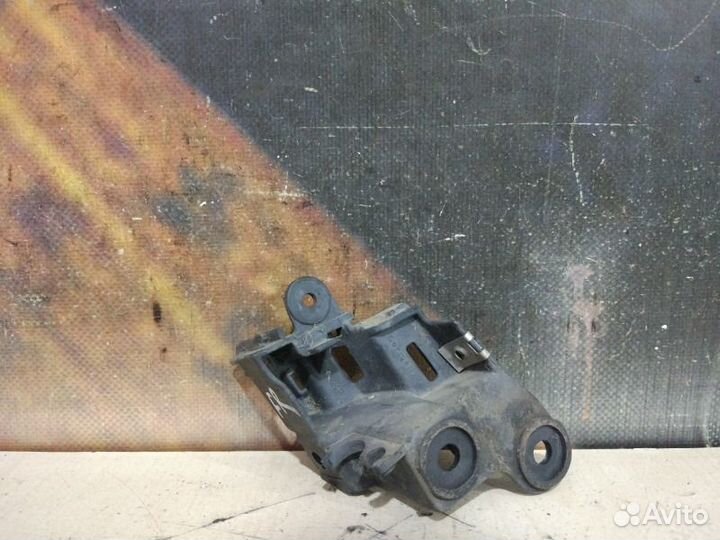 Крепление порога правое Audi Allroad C5 BAS 2004