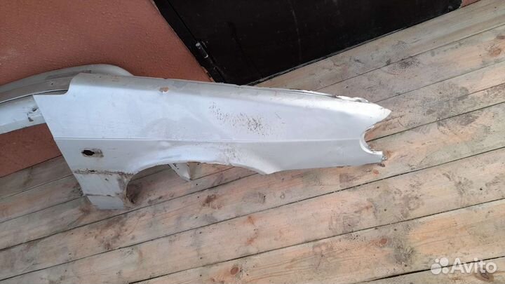 Крило правий ваз 2114