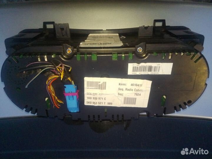 Щиток приборов Volkswagen