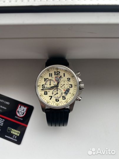 Часы наручные Luminox