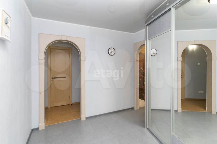 2-к. квартира, 66,1 м², 10/12 эт.