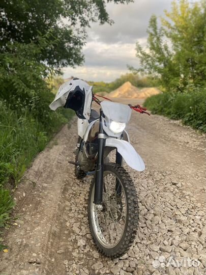 BSE j1 Le 250