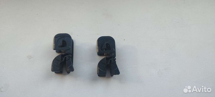 Крепления для щеток стеклоочистителя