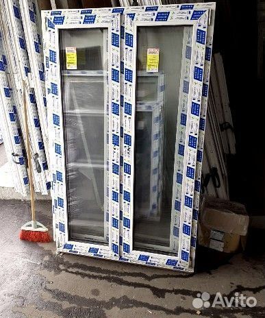 Дверь алюминиевая с порогом