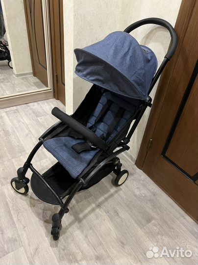 Прогулочная коляска yoya