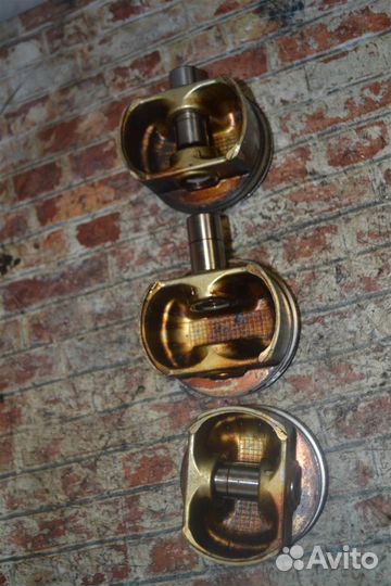 Поршень Toyota