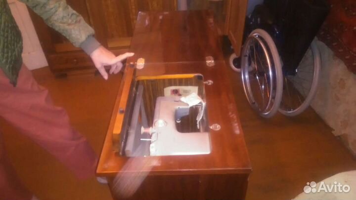 Швейная машинка Чайка