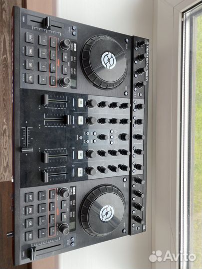 Dj контролер traktor kontrol S4 MK1