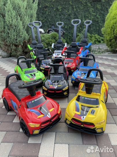 Машинка каталка толокар BMW