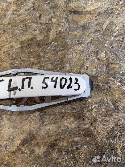 Ручка Двери Левая Передняя Мультивен Каравелла Т5