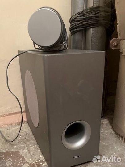 Колонки от домашнего кинотеатра