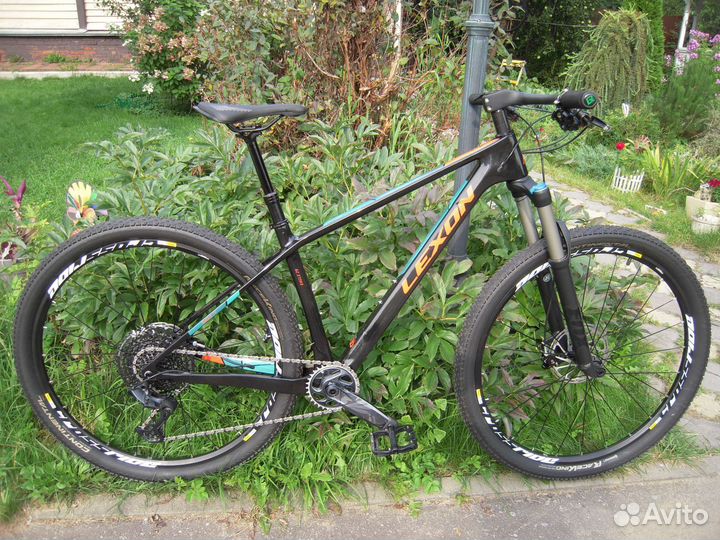 Горный карбоновый велосипед 29 boost.Новый