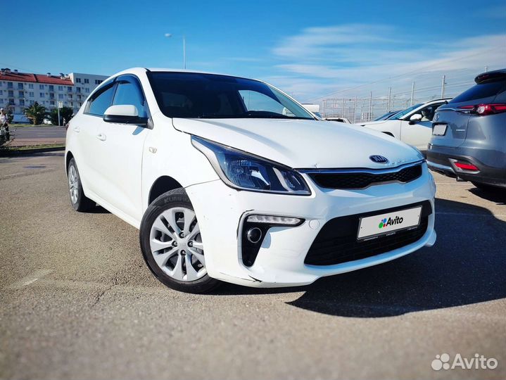 Kia Rio 1.6 AT, 2019, битый, 92 000 км