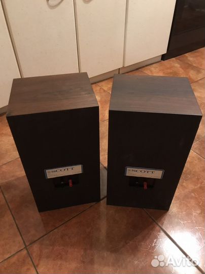 Винтажные колонки Scott (USA) и Visatоn FRS 8
