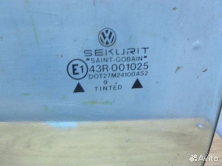 Стекло двери задней левой VW Passat B3 1988-1993