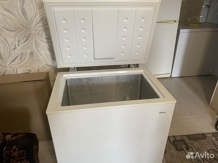 Продаётся б/у морозильная камера, 100л