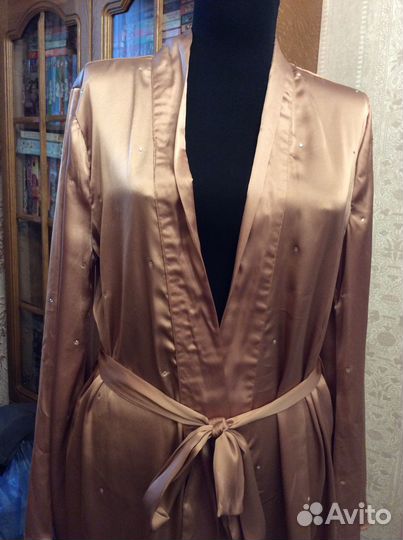 Халат (шёлк) размер 42-44. Индия