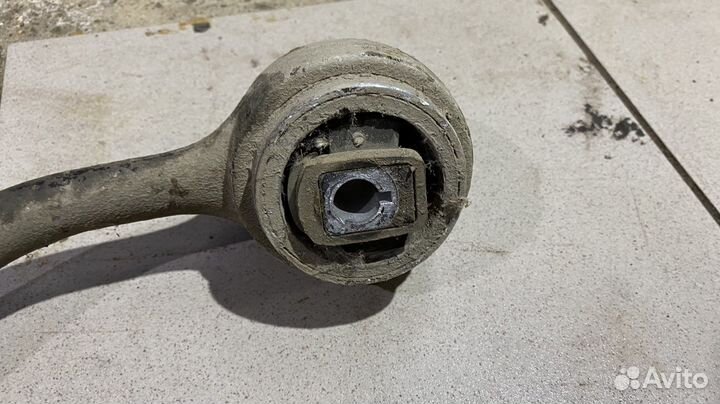 Рычаги передние левый/правый BMW 7 series E38 long