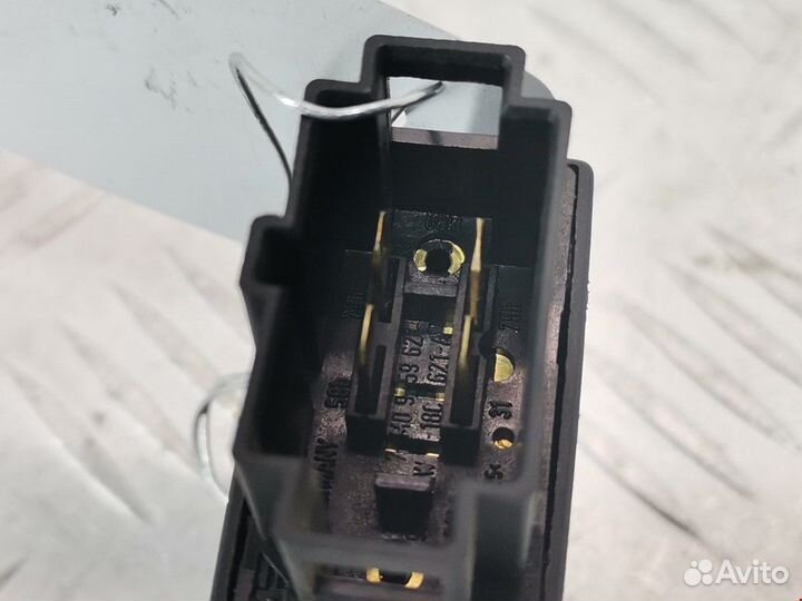 Кнопка обогрева заднего стекла Ford Galaxy 1999