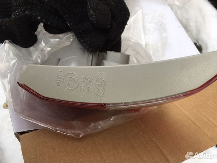 Фонарь задний внутренний левый