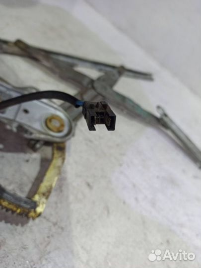 Стеклоподъемник электрический передний правый 6124