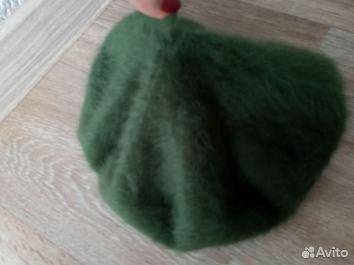 Берет женский, ангорка