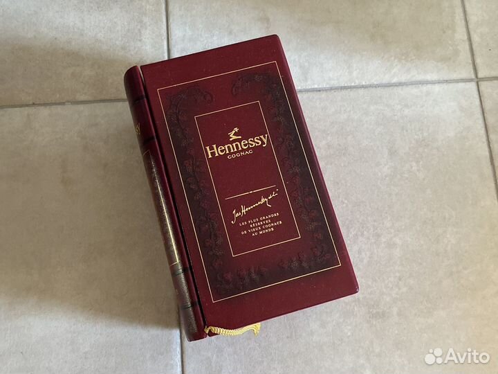Коробка от коньяка Hennessy Library