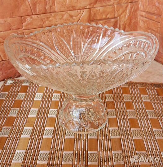 Хрустальные вазы