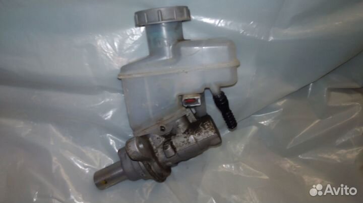 Бачок для тормозной жидкости для Suzuki Grand 2010